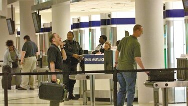 Aeropuertos se abren al nuevo turismo de terminal