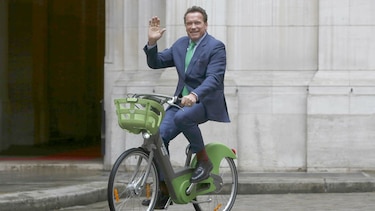 Schwarzenegger a los jóvenes en cumbre de clima: 'Lo lograremos'