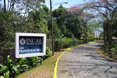 Nicaragua construirá un centro oncológico en el edificio decomisado a la escuela de negocios INCAE