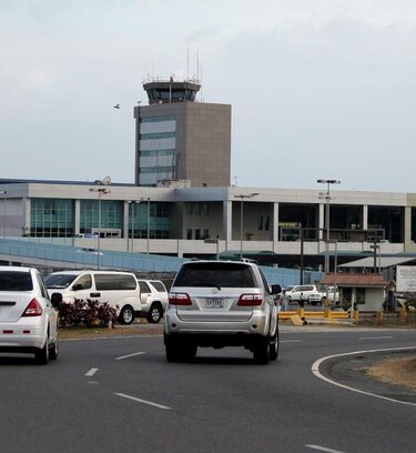 Interpol Panamá detiene a cuatro personas requeridas en cuatro países