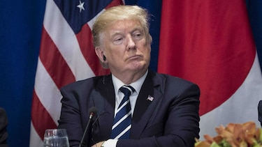 Trump dice que informe del Congreso para proceso de destitución es una ‘broma’