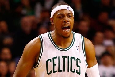 Pierce firma contrato por un día para retirarse como jugador de los Celtics