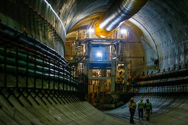 Línea 3 del Metro: obra supera el 88% en tramo elevado y continúa excavación bajo el Canal