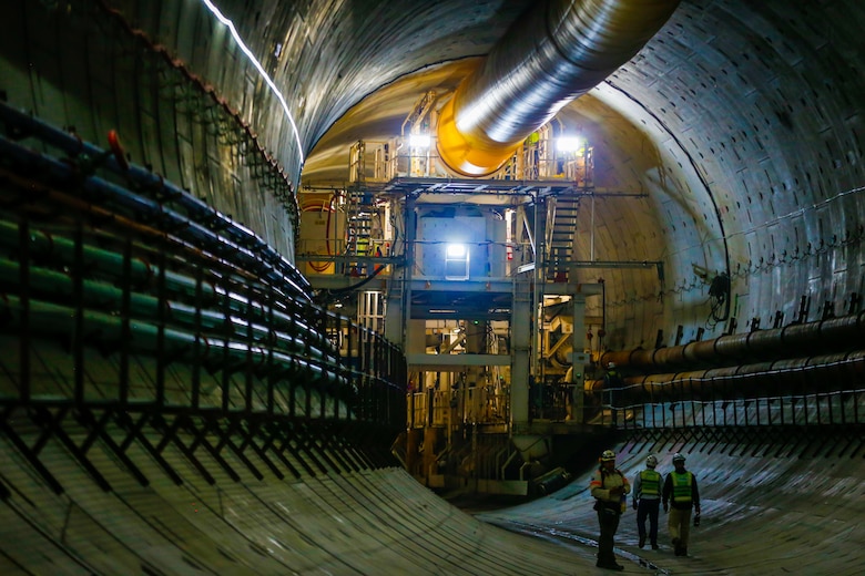 Tuneladora Panamá cruza bajo el Canal y marca un hito en la Línea 3 del Metro