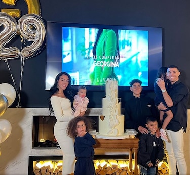Así celebró Georgina Rodríguez sus 29 años: junto a su familia en Arabia Saudí