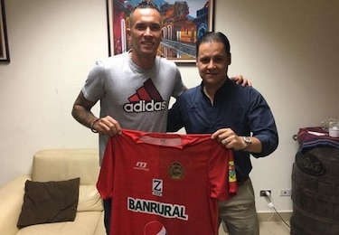Blas Pérez llega muy motivado a Guatemala