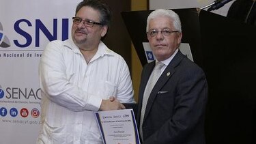 Reconocen la labor de investigadores locales