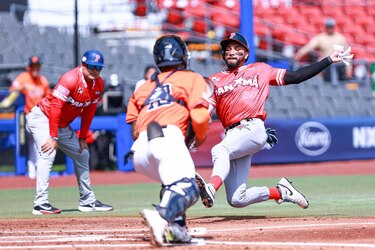 Países Bajos le sacó la victoria del  bolsillo a Panamá en el Premier 12