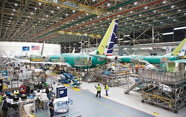 Boeing lanza bono millonario y no pide ayuda al gobierno