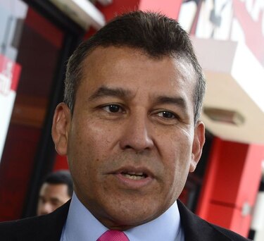 Sidney Sittón renuncia a la defensa de Alejandro Moncada Luna