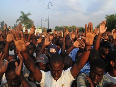 Gobierno dominicano nombra comisión para diálogo con Haití