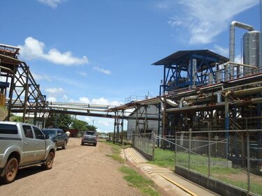 Campos de Pesé suspende indefinidamente producción y comercialización de etanol