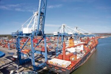 EU se prepara para postpanamax
