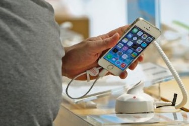 Multan a Apple por prácticas desleales