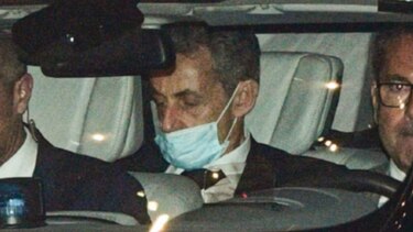 Fiscalía pide dos años de cárcel para Nicolas Sarkozy
