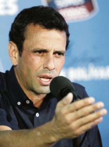 Capriles descarta un golpe a Maduro