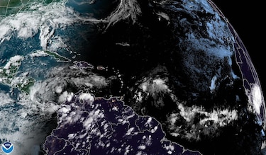 Centroamérica en alerta por ciclón tropical que se encamina a convertirse en la tormenta Bonnie