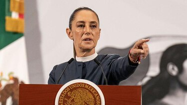 La presidenta Claudia Sheinbaum denuncia a un hombre que la acosó mientras caminaba en Ciudad de México