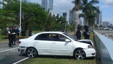 Asesinan a conductor en la cinta costera