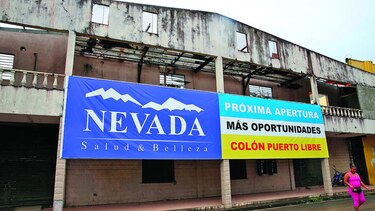 Cursos a mujeres de Colón para servicios y turismo