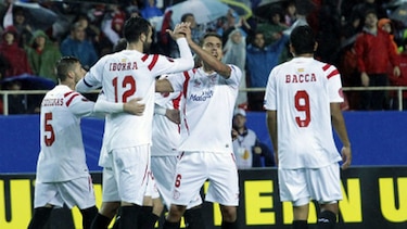 Sevilla y Wolfsburgo dominan; Fiorentina sorprende