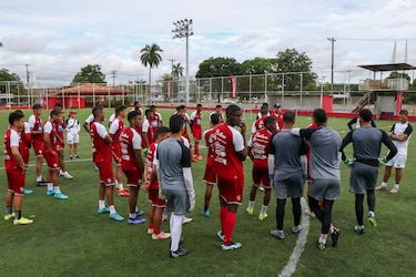 La selección de Panamá jugará este sábado ante Uruguay en el estadio Centenario