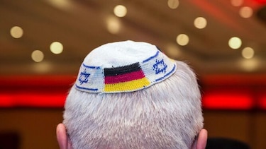 Presidente israelí 'sorprendido' por advertencia alemana sobre la kipá