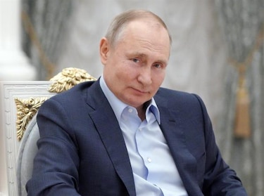 Vladimir Putin admite la existencia de ‘decenas de personas’ de su entorno con Covid-19