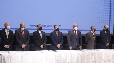 Primeras reformas al decreto de las elecciones de 2024
