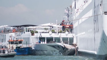 En Venecia piden la prohibición de los cruceros en la laguna
