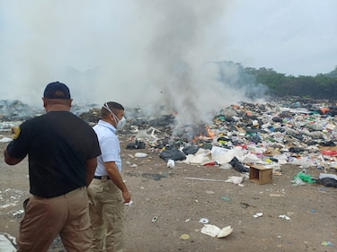 Se registra un incendio en el vertedero de Chame; bomberos intentan mitigar las llamas