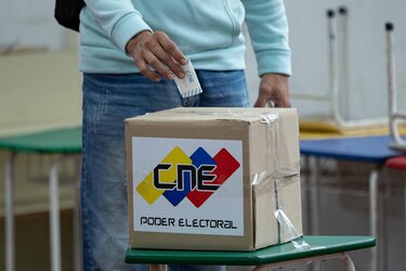 María Corina Machado pide a los venezolanos en el exterior organizarse para los comicios