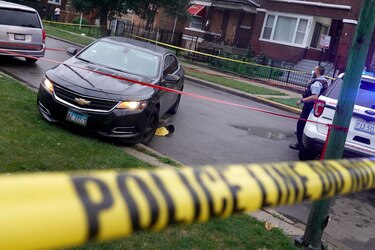 Catorce heridos en un tiroteo durante funeral en Chicago
