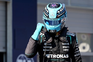 Russell respira con la 'pole' en Austria, por delante de los Ferrari y de Antonelli