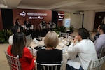 Panamá se posiciona como destino para inversiones en ‘e-commerce’, semiconductores y educación
