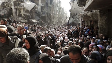 Los combates continúan en Al Yarmuk donde siguen bombardeos del régimen sirio