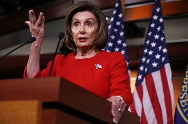 Nancy Pelosi acusó a Trump de 'soborno' en el caso ucraniano