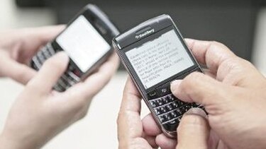 Compañía de software BlackBerry cae tras rebajas de analistas