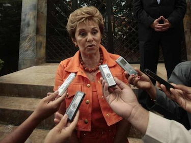 Moscoso rechaza venta de acciones y tierras estatales