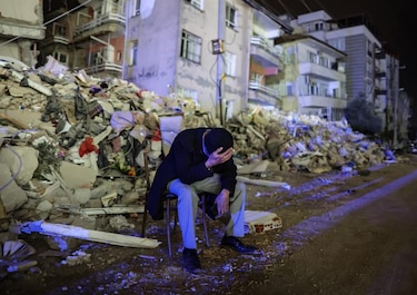 Turquía eleva a casi 50,800 los fallecidos por los terremotos del 6 de febrero