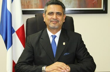 Designan a Cosme Moreno como viceministro encargado del Mides