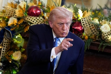 El periodista Tucker Carlson afirma que Trump anunciará la guerra con Venezuela la noche de este miércoles