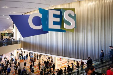 Así es la TV invisible, una de las novedades del CES 2024 en Las Vegas