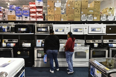 Consumidores tienen derecho a exigir garantías de productos regalados en tiendas: Acodeco