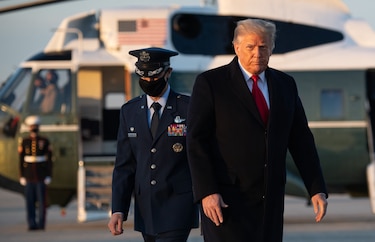 Trump pidió a un alto cargo de Georgia que le ayudara a revertir los resultados electorales