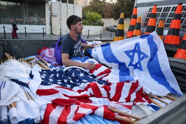 Israel anuncia una serie de medidas para los palestinos antes de la visita de Biden