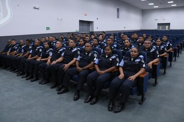 Policía Nacional fortalece formación de agentes con diplomados auspiciados por Estados Unidos