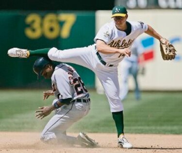 Mark Ellis llegó a un acuerdo con los Cardenales