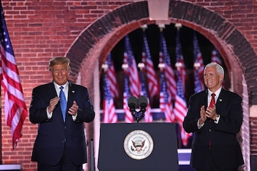 Pence presenta a Trump como un muro frente a la ‘izquierda radical’