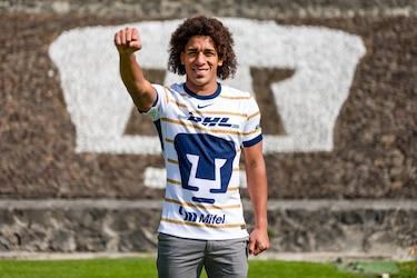 Adalberto Carrasquilla quiere aportar equilibrio dentro del campo de Pumas